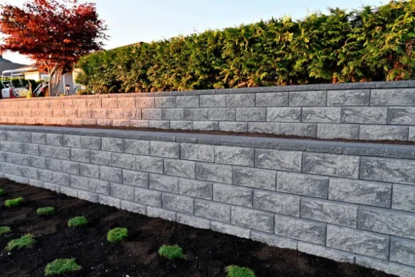 How Retaining Walls Prevent Soil Erosion on Sloped Lots Bronx, NY